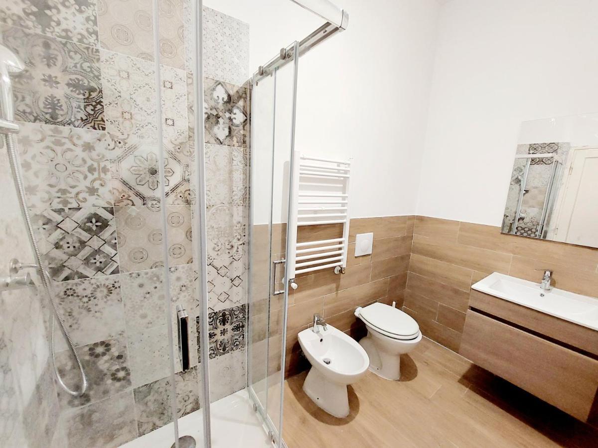 Bbhome Stylish Gold Apartment Near Trastevere Station Rome Buitenkant foto